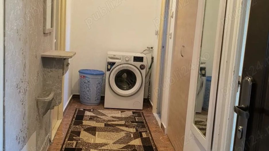 Vând apartament doua camere decomandate zona centrala - Poză 8