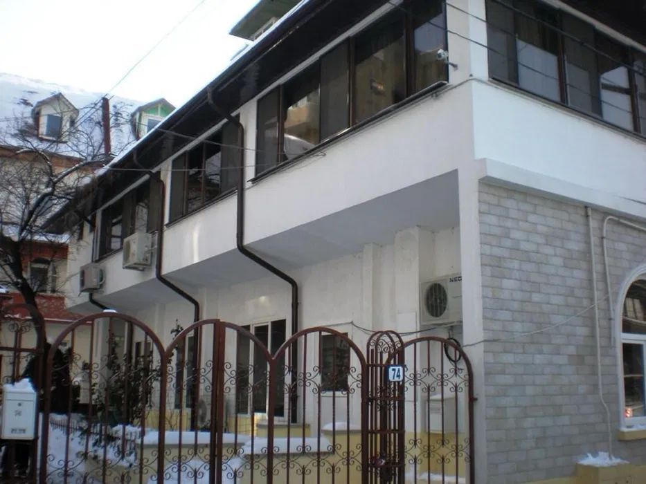 Apartament luxos spatios, centru,pet friendly, echipat + loc parcare - Poză 1