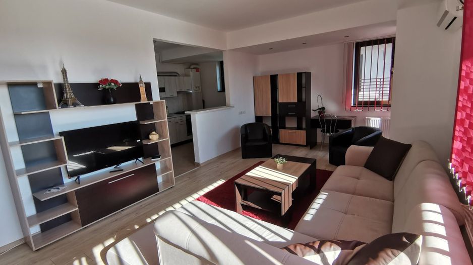Prima inchiriere- apartament cu 3 camere in zona Prelungirea Ghencea - Poză 1