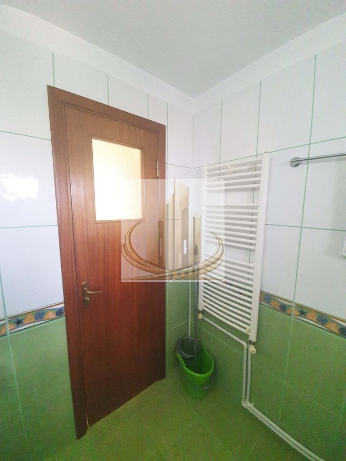 Apartament 2 camere semidecomandat cu parcare de resedinta - Poză 6