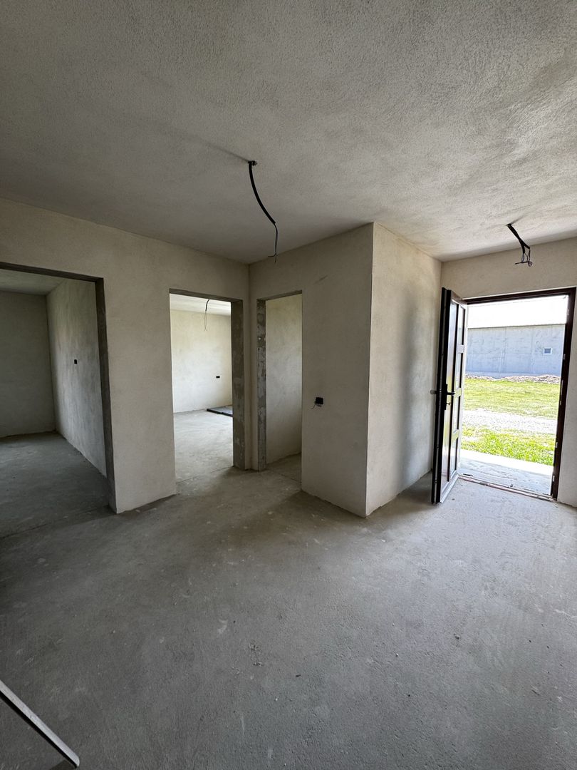 Casa in proces de finisaj de vânzare in Sebeș - Poză 3