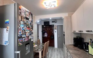 Apartament 3 camere, 62 mp, zona Scoala nr. 11 - fostul Complex Continental - Poză 11