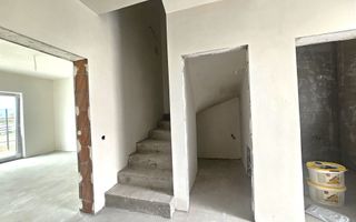 Casa Sibiu 4 camere, 2bai, terasa, carport, locatie Selimbar - Poză 18