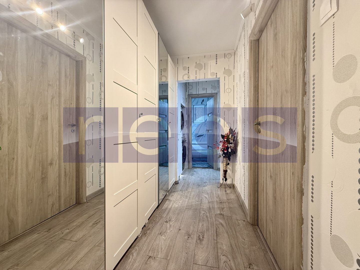 VÂNZARE 3 CAMERE | ZONA TITAN | MOBILAT ȘI UTILAT - Poză 19