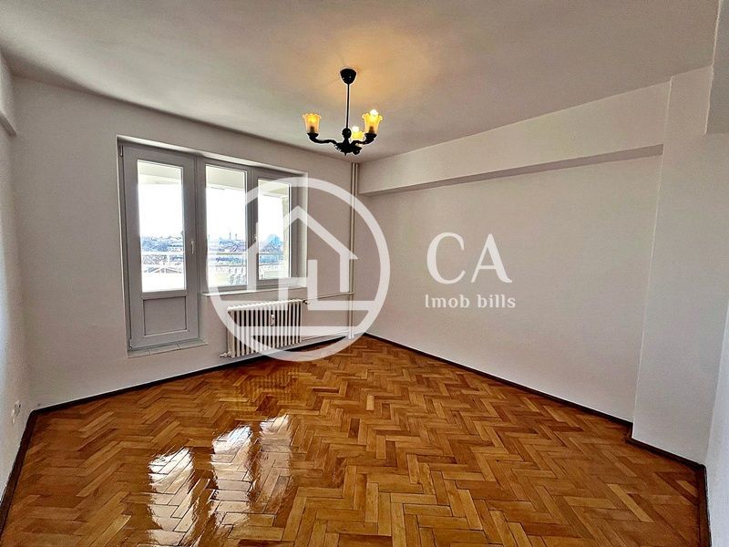 Apartament de vânzare cu 4 camere în zona centrală, Oradea - Poză 5