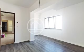 Casa de vanzare cu 7 camere în zona Dimitrie Cantemir, Oradea - Poză 16
