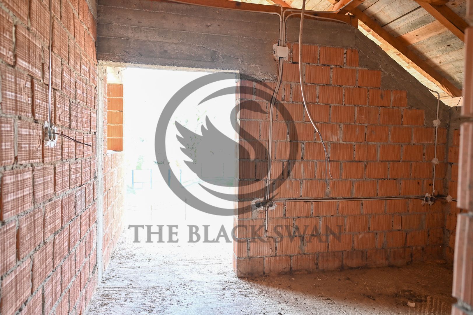 Casa la rosu de vanzare | Iordacheanu - Valea Cucului | Comision 0% - Poză 11