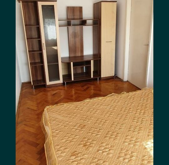 De vânzare apartament cu 2 camere central - Poză 7