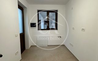 Casa de vanzare cu 3 camere in zona Valenta, Oradea - Poză 9