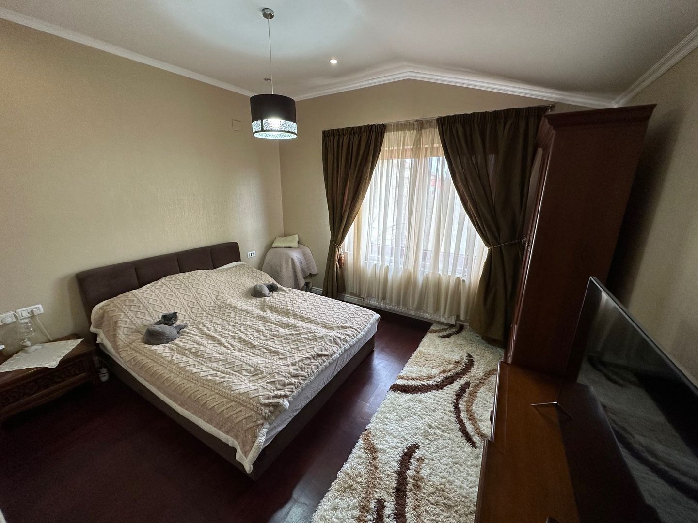 Casa la artera pretabilă Clinica medicala / birouri - Poză 12