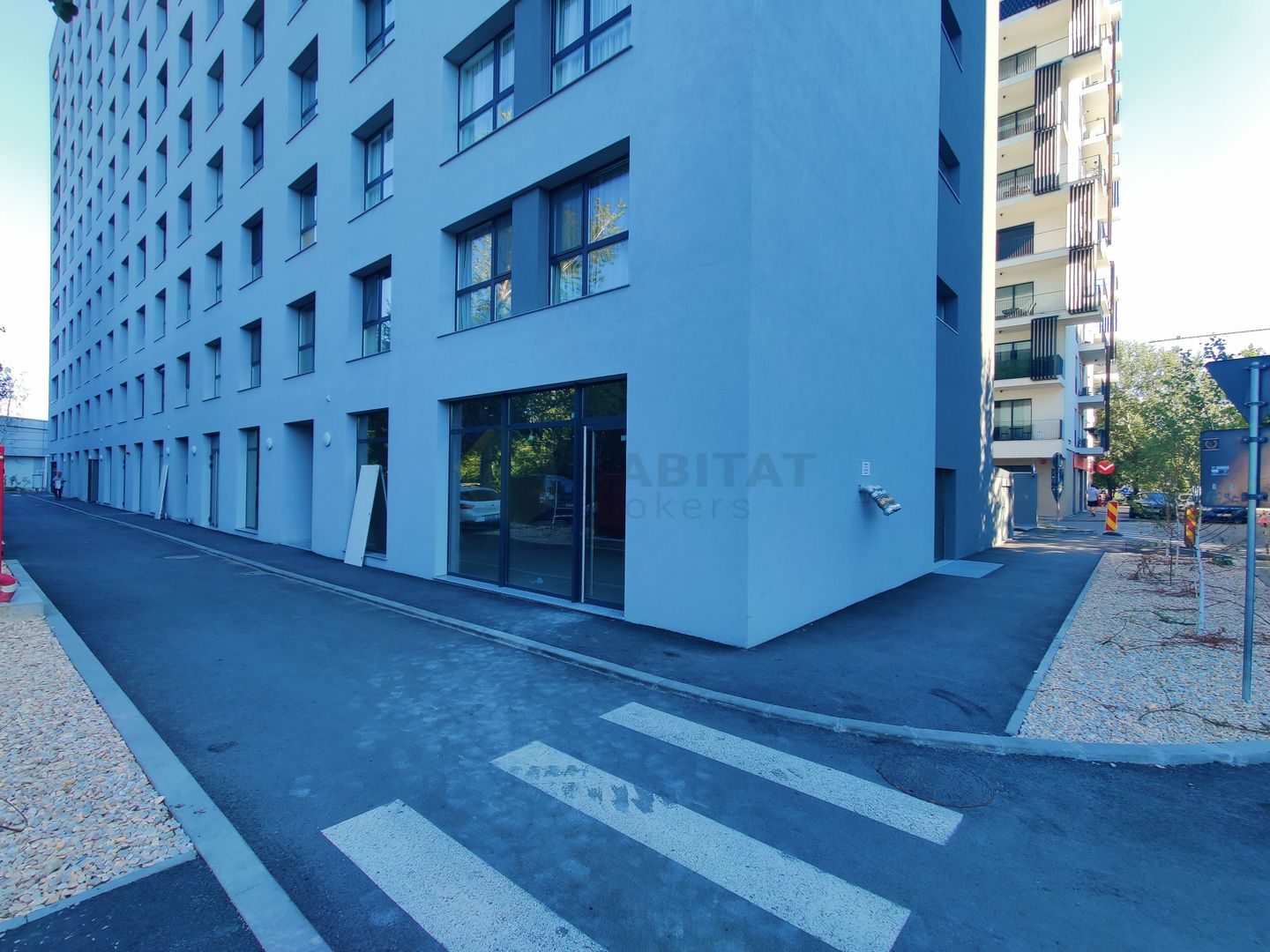 Spatiu comercial Complex Vivenda, disponibil imediat - Poză 1