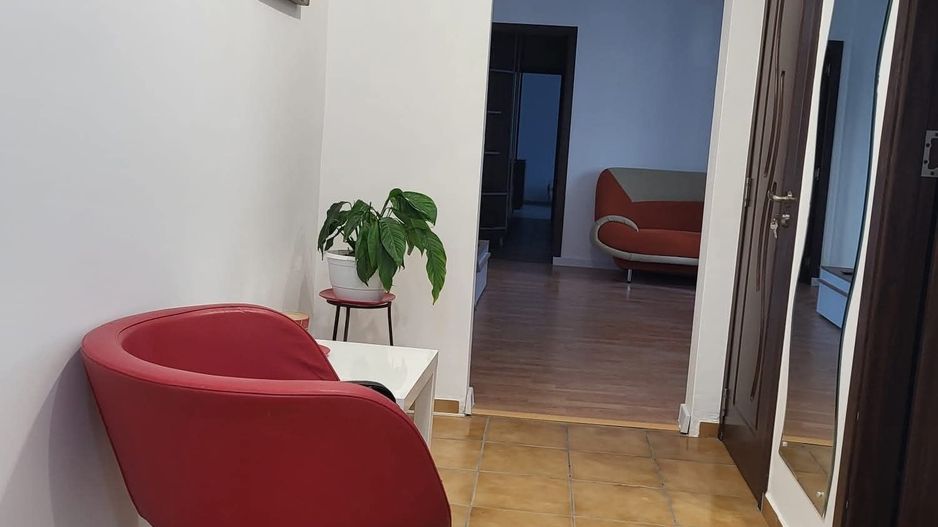 Apartament cu trei camere, Brancoveanu, 120.000€ negociabil - Poză 6