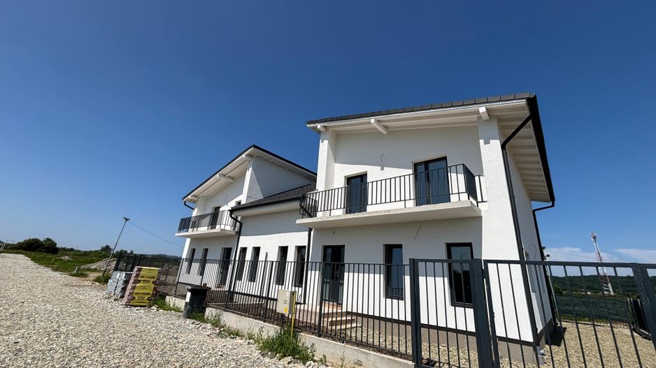 Viața la casă, liniște și munți la orizont – Duplexuri noi în Mohu - Poză 28