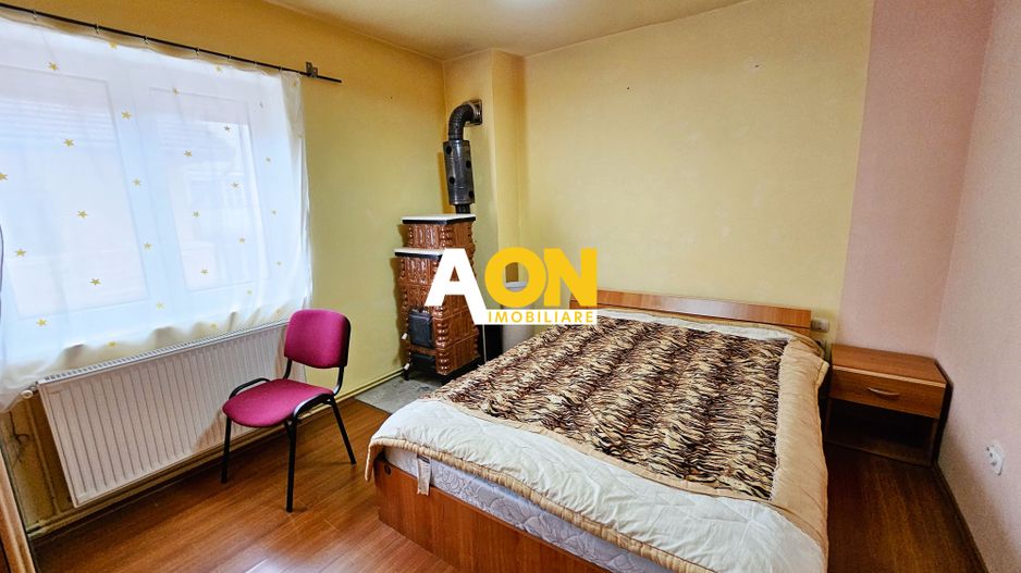 Casa S+P+1+M, pretabila pentru birouri, 300 mp teren, Cetate - Poză 14