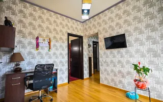 Somptuozitate in stil modern, 2 garaje, 3 terase, totul pe 1.000 mp teren - Poză 12