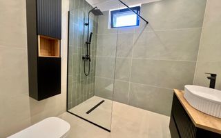 Vilă **6 camere  **451mp // Zona Iancu Nicolae - Poză 98