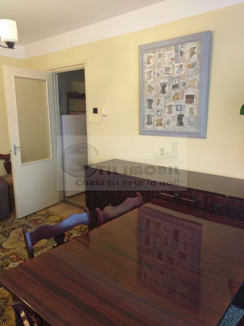 APARTAMENT 2 CAMERE- ZONA PODU ROS - 350 EURO - Poză 4