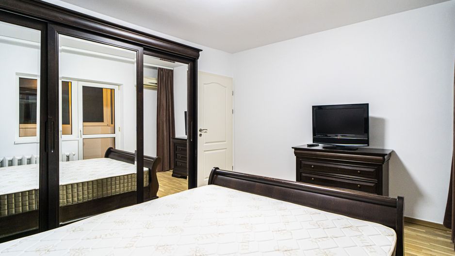 Drumul Sarii, 3 camere, 77 mp, et 5, 2 băi, bucatarie mare, disponibil imediat - Poză 4