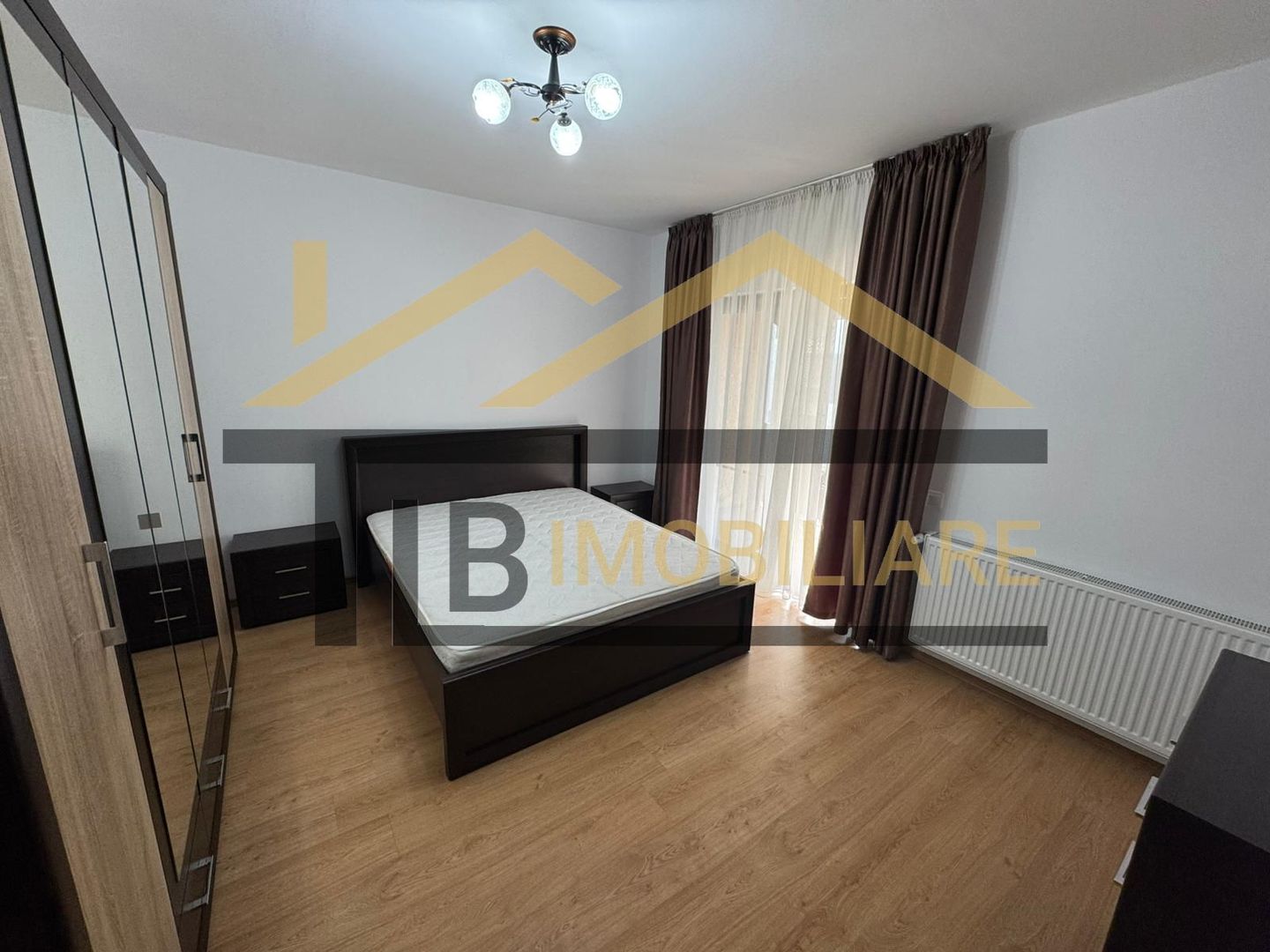 Casa cu 4 camere, 150 mp utili, parcare, Zona Livezeni - Poză 1