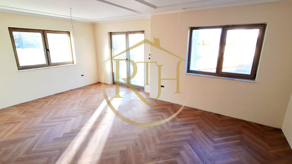 Oferim spre vanzare casa-duplex cu 4 camere si 3 bai situata in Giroc - Poză 4