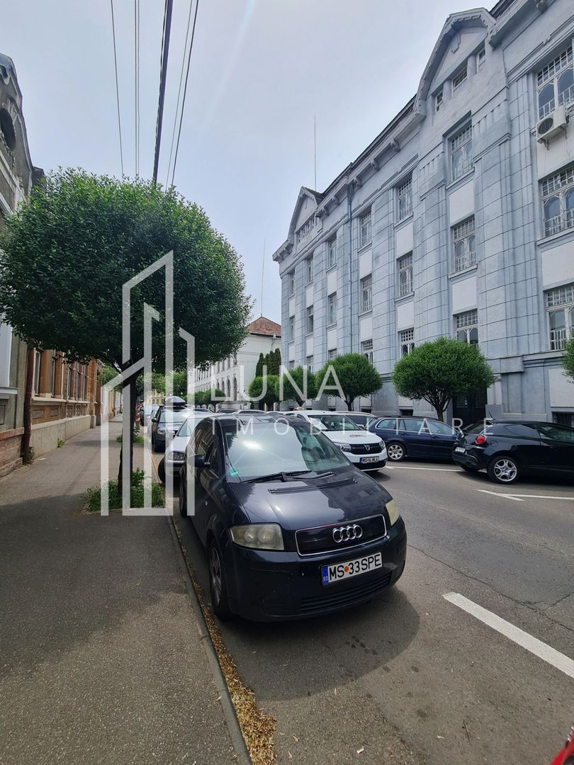 Casă spațioasă în zona Cetății Medievale – oportunitate excelentă - Poză 11