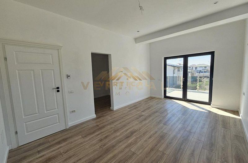 Vila deosebita in comuna Berceni - Poză 15