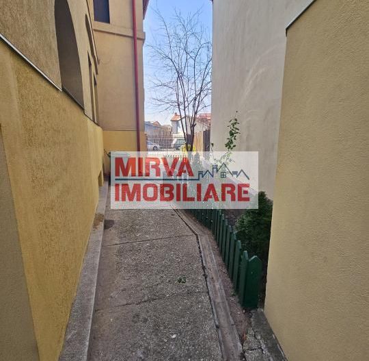 🏢 Spațiu de birouri – 5 camere, 3 băi – Mansardă vilă, Central - Poză 84