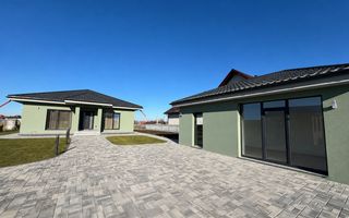 CASA MODERNA CU 4 CAMERE SI CURTE | 161 MP+48 MP ANEXA | VOLOVAT - Poză 21