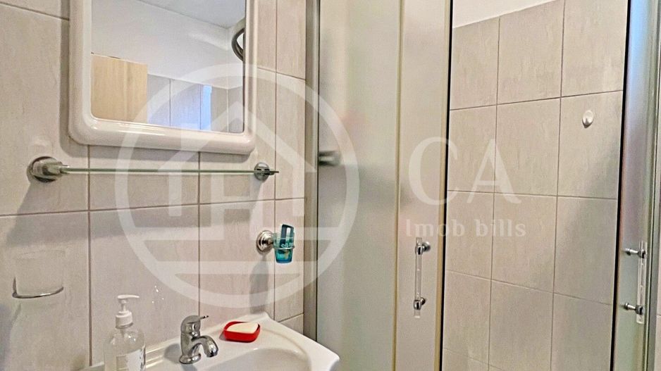 Apartament cu 2 camere de vânzare la curte comuna ultracentral, Oradea - Poză 6