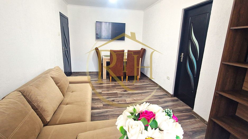 Închiriere apartament cu 3 camere recent renovat-zona Spital Judetean - Poză 1