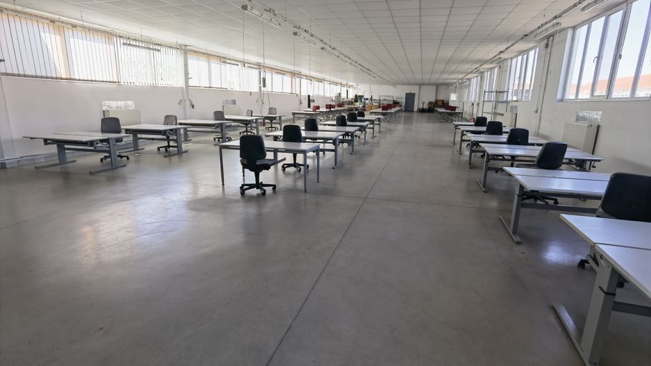 Proprietate industriala  la 35 km de TM - Poză 28