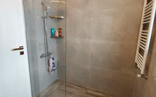 Apartament modern cu 3 camere | zona Vivo – Florești - Poză 11