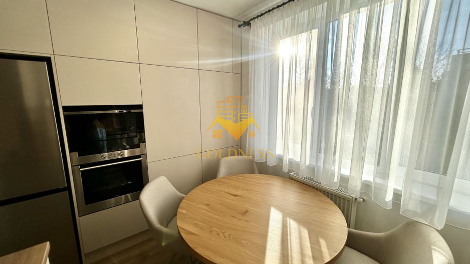 2 camere semidecomandate, Prima Inchiriere, Hotel Royal Gheorgheni - Poză 7