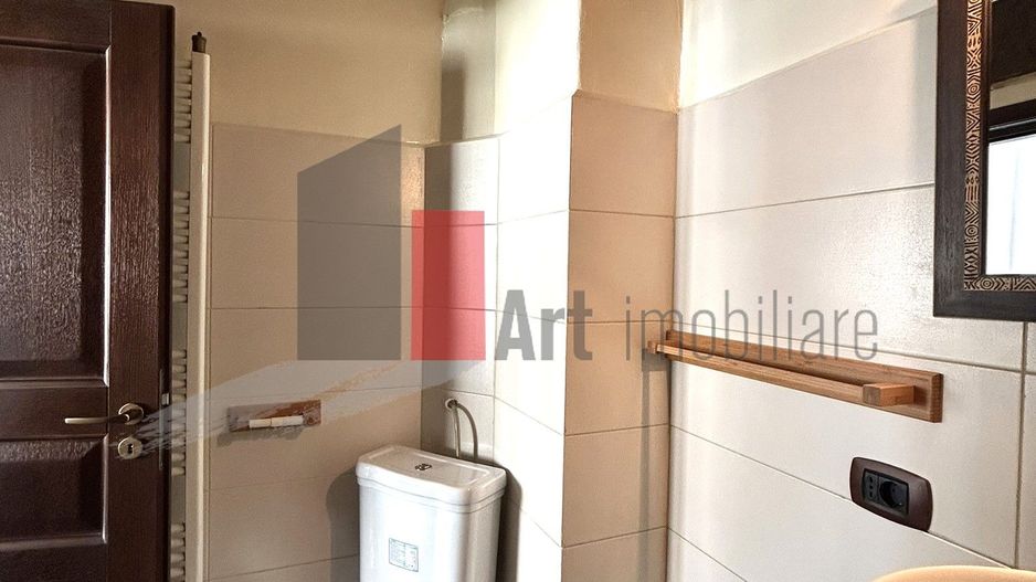 Apartament 2 camere/corp casa - zona Ultracentrala/Piata Romana - Poză 10