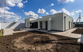 Vânzare, Casă Hi-Tech, 4 camere, str. Ion Suruceanu, Ialoveni - Poză 15