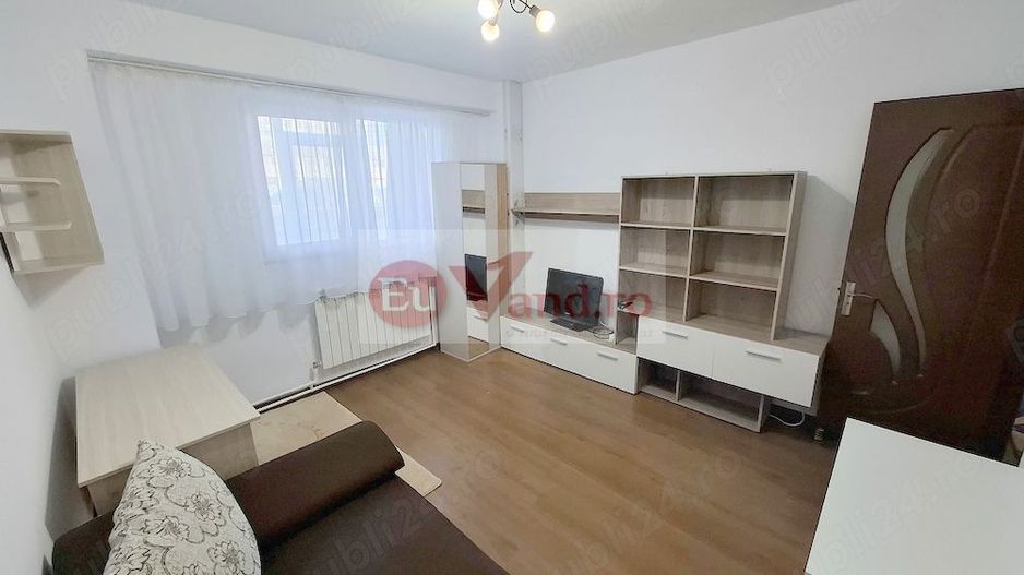 De inchiriat apartament cu 2 camere,  zona Spitalul judetean, et. 2, 450 E - Poză 1