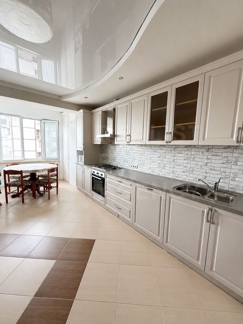 Chirie, apartament 2 camere, str. Mircea cel Bătrîn, Ciocana - Poză 1