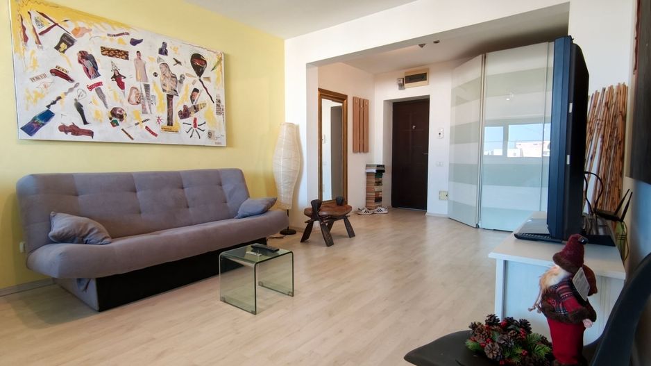 3 camere Premium | 70 mp | Metrou Favorit 3 minute - Poză 1