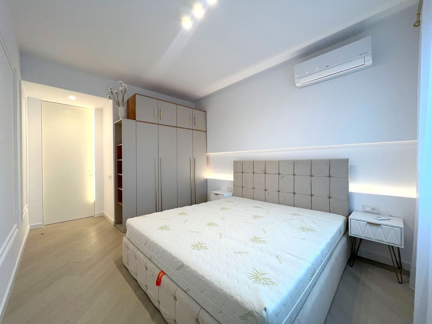 Apartament nou Cortina North | Etaj 1 | Mobilat si utilat - Poză 5