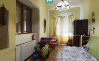 Casă cu livadă de pomi în Dorobanți - Poză 5