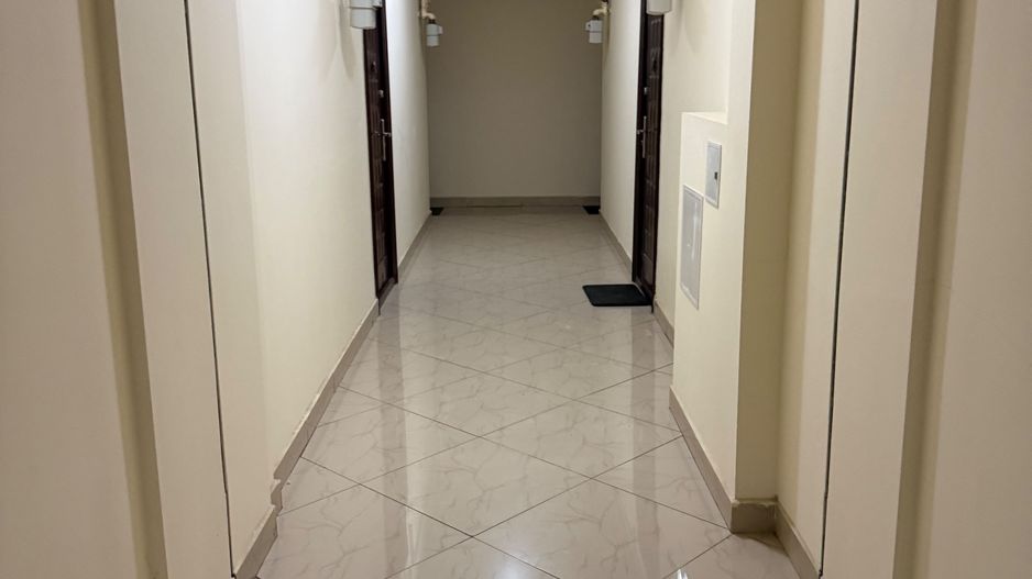 Garsonieră dublă 39mp- living + dormitor + balcon mare - Etaj 1 - Poză 14