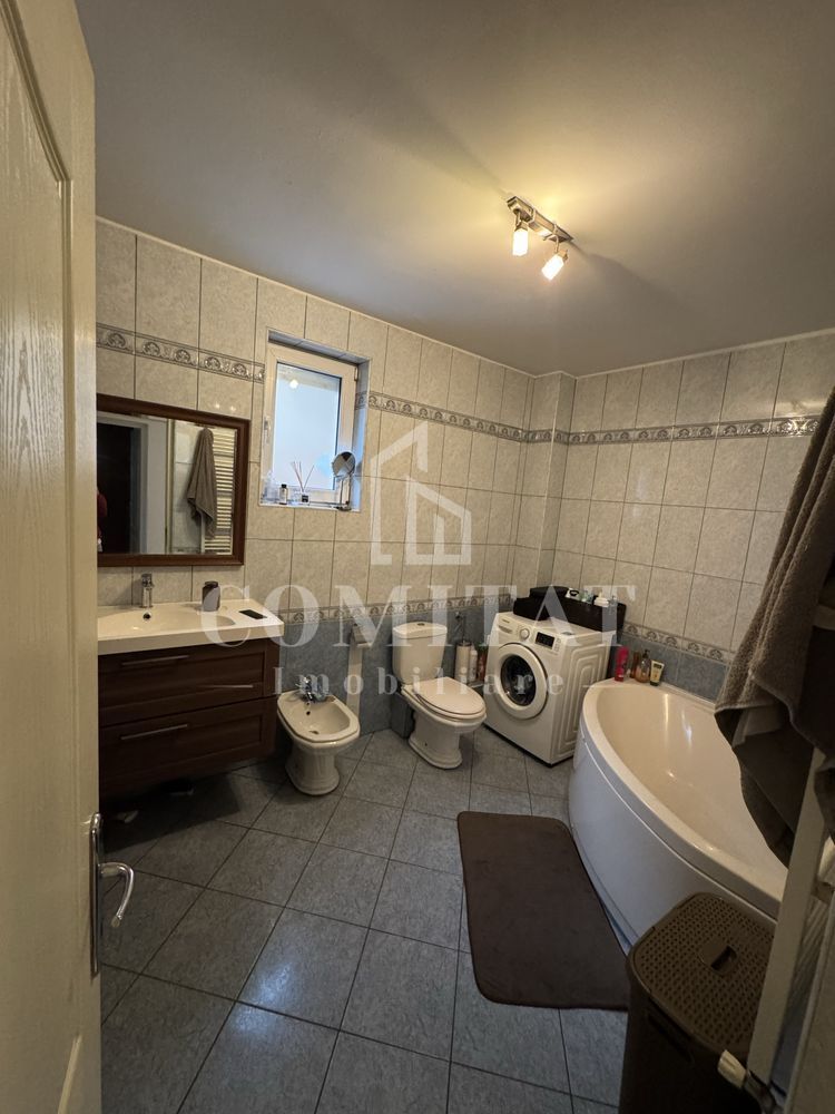 Apartament 3 camere, 104 mp, parcare, cartierul Andrei Muresanu - Poză 5
