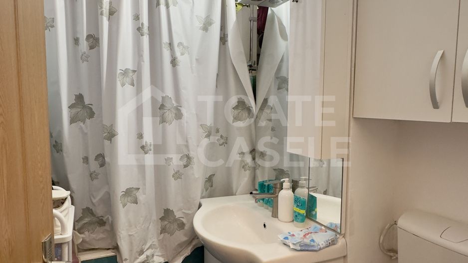 Apartament cu 2 camere, etaj intermediar, zona Mercur - Poză 4