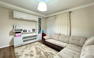 Apartament 3 camere de vanzare, Zona Stadionului / Floresti. - Poză 11