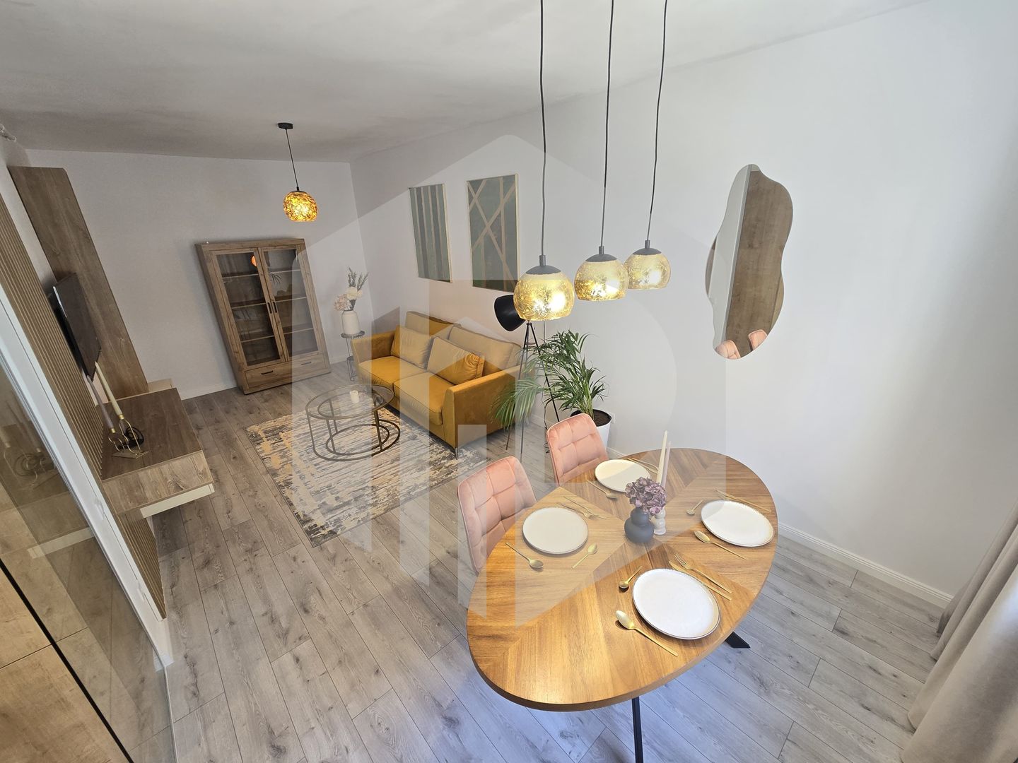 Apartament 2 camere lux Calea Cisnadiei Mandra - Poză 1