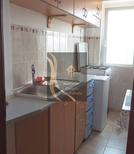Apartament 2 camere , decomandat în Titan, sec.3 - Poză 3