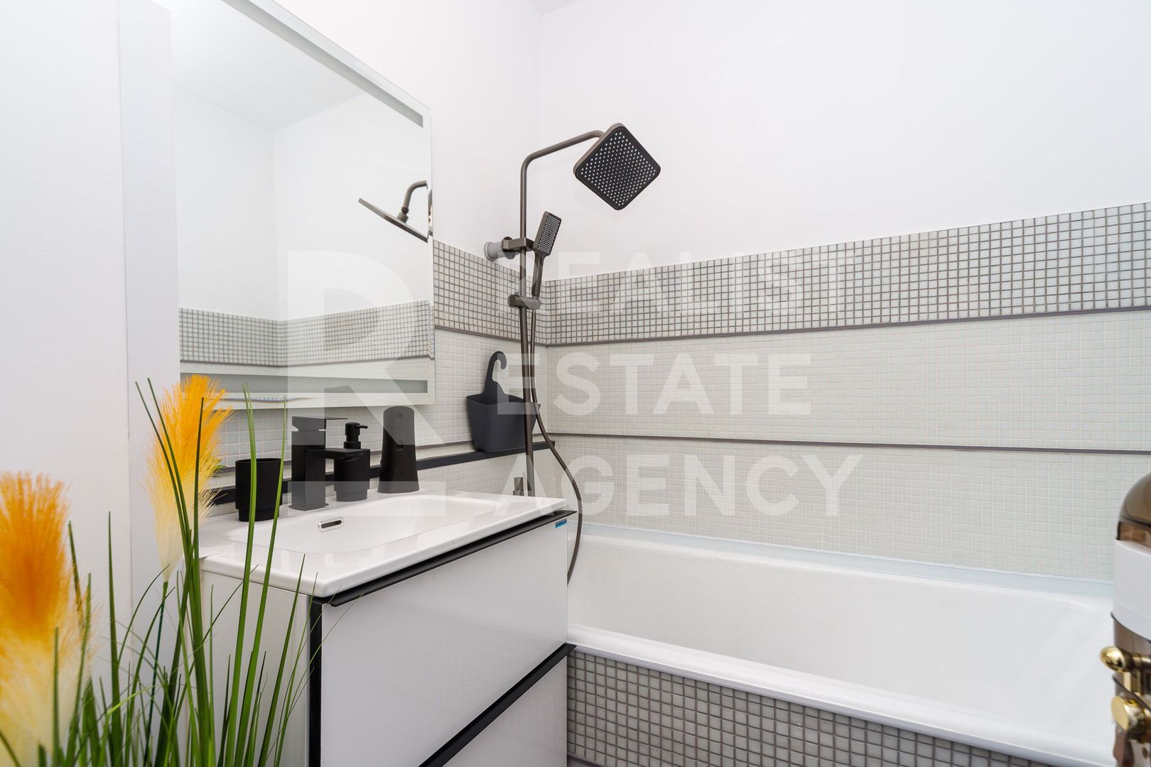 Vânzare, garsonieră, zona Drumul Taberei, București - Poză 7