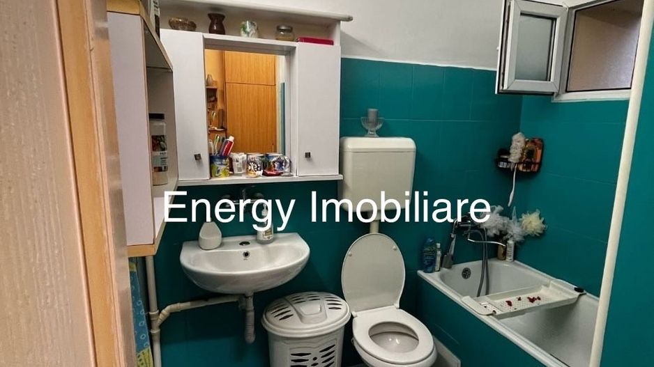 Apartament cu 3 camere, zona Bălcescu - Poză 12