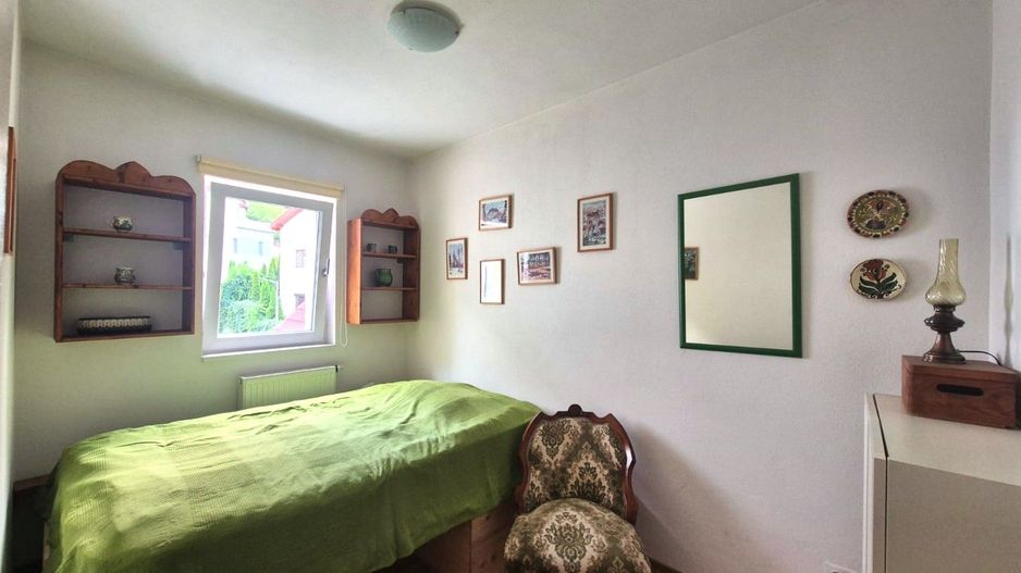 Apartament in casă, într-o zonă exclusivistă, priveliște deosebită. - Poză 24