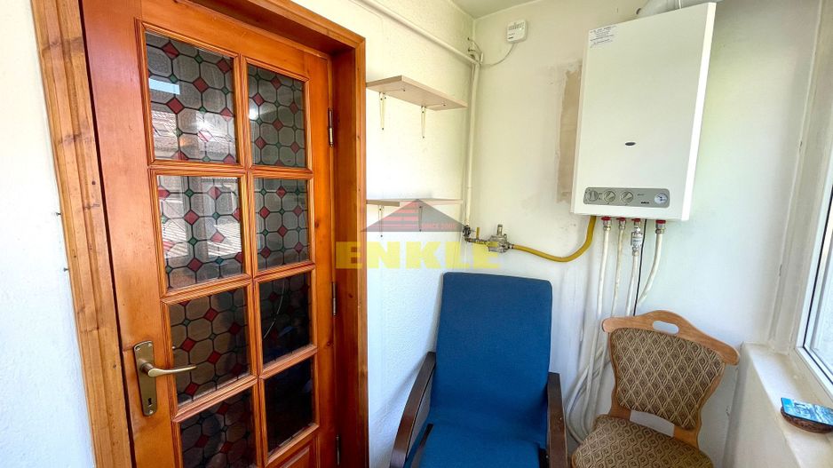 De vanzare apartament cu doua camere decomandat, zona Bazar - Poză 5